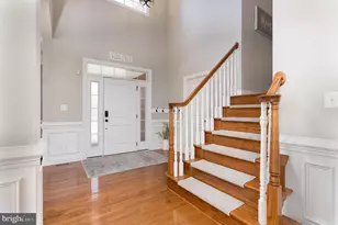 5800 Waterloo Bridge Cir, Haymarket, VA 20169 - Photo 9