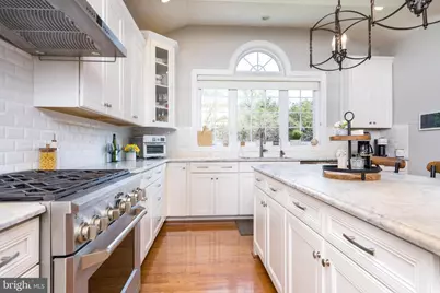 5800 Waterloo Bridge Circle, Haymarket, VA 20169 - Photo 25