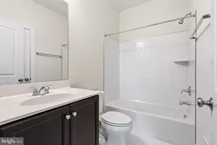 602 Watermans Dr, Woodbridge, VA 22191 - Photo 27