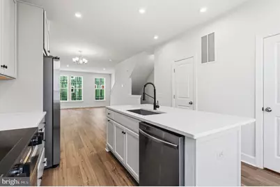 602 Watermans Drive, Woodbridge, VA 22191 - Photo 3