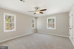 15470 Cheal Ct, Haymarket, VA 20169 - Photo 23