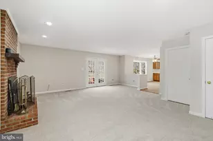 15470 Cheal Ct, Haymarket, VA 20169 - Photo 11