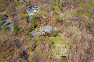 15470 Cheal Ct, Haymarket, VA 20169 - Photo 9