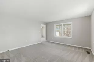 15470 Cheal Ct, Haymarket, VA 20169 - Photo 31