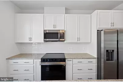 596 Watermans Drive, Woodbridge, VA 22191 - Photo 17