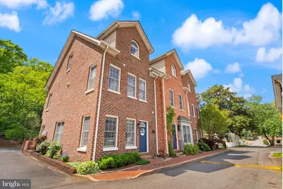 202 Center Lane, Occoquan, VA 22125 - Photo 1