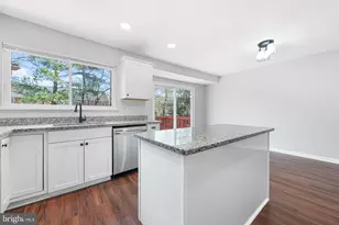 7509 Sage St, Manassas, VA 20109 - Photo 9