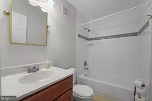 8118 Whitting Dr, Manassas, VA 20112 - Photo 41