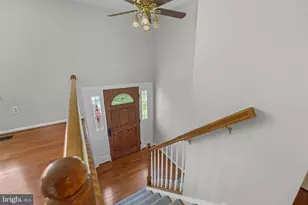 8118 Whitting Dr, Manassas, VA 20112 - Photo 3