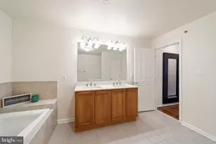 11241 Wortham Crest Cir, Manassas, VA 20109 - Photo 29