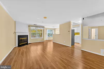 10998 Koman Circle #203, Manassas, VA 20109 - Photo 5