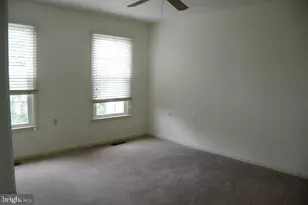 12703 Lockleven Ln, Woodbridge, VA 22192 - Photo 13