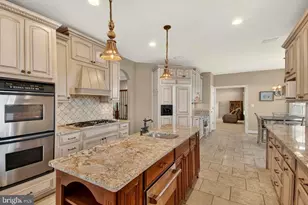 15714 Spyglass Hill Loop, Gainesville, VA 20155 - Photo 19