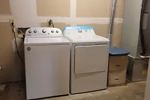 12172 Springwoods Dr, Woodbridge, VA 22192 - Photo 9