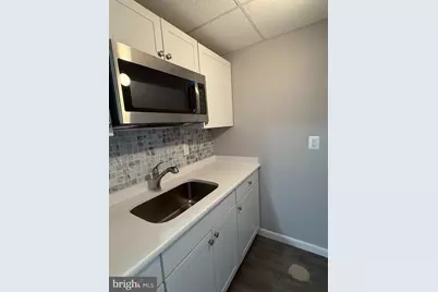 6079 Ponhill Drive, Woodbridge, VA 22193 - Photo 9