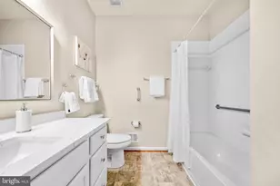 13641 Heritage Valley Way, Gainesville, VA 20155 - Photo 25