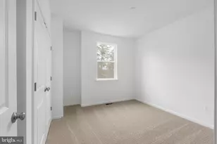2546 Neabsco Common Pl, Woodbridge, VA 22191 - Photo 19