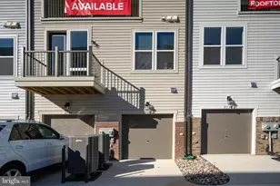 2546 Neabsco Common Pl, Woodbridge, VA 22191 - Photo 5