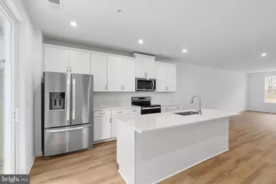 2546 Neabsco Common Place, Woodbridge, VA 22191 - Photo 11