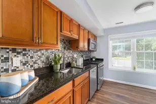 4748 S Park Ct, Woodbridge, VA 22193 - Photo 11