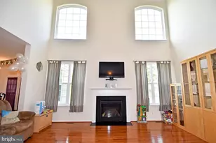 3082 American Eagle Blvd, Woodbridge, VA 22191 - Photo 7