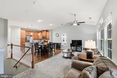 7469 Brunson Circle, Gainesville, VA 20155 - Photo 3