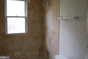 14206 Fullerton Rd, Woodbridge, VA 22193 - Photo 23