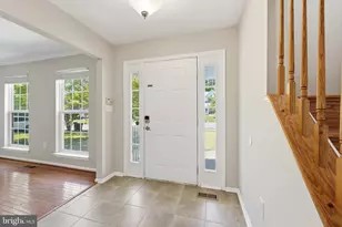 14177 Rockinghorse Dr, Woodbridge, VA 22193 - Photo 3