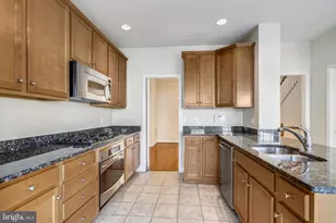 14604 Crossfield Way, Woodbridge, VA 22191 - Photo 7