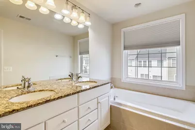 14604 Crossfield Way, Woodbridge, VA 22191 - Photo 19