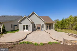 6202 Chancellorsville Dr, Gainesville, VA 20155 - Photo 45