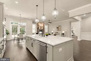 6202 Chancellorsville Dr, Gainesville, VA 20155 - Photo 17