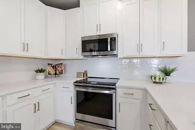 17644 Hawkins Lane, Dumfries, VA 22026 - Photo 7