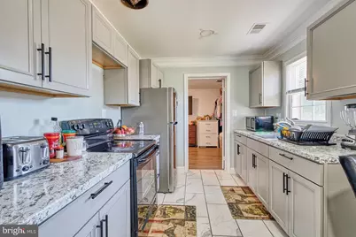 9444 Lafayette Avenue, Manassas, VA 20109 - Photo 5