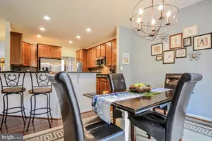 3321 Eagle Ridge Dr, Woodbridge, VA 22191 - Photo 13