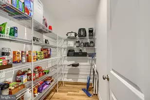 2596 Neabsco Common Pl, Woodbridge, VA 22191 - Photo 27