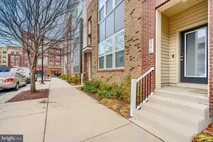 2596 Neabsco Common Pl, Woodbridge, VA 22191 - Photo 3