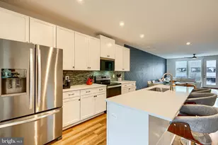 2596 Neabsco Common Pl, Woodbridge, VA 22191 - Photo 25