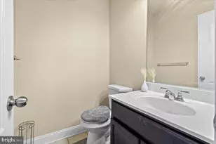 4410 Potomac Highlands Cir, Triangle, VA 22172 - Photo 5