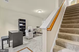 4410 Potomac Highlands Cir, Triangle, VA 22172 - Photo 7