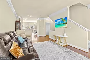 4410 Potomac Highlands Cir, Triangle, VA 22172 - Photo 9