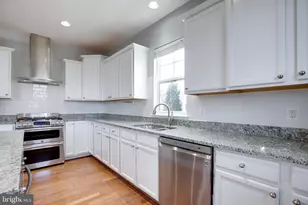 11932 Blue Violet Way, Bristow, VA 20136 - Photo 23