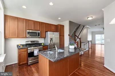 2881 Chinkapin Oak Lane #236, Woodbridge, VA 22191 - Photo 9