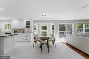 8047 Counselor Rd, Manassas, VA 20112 - Photo 15