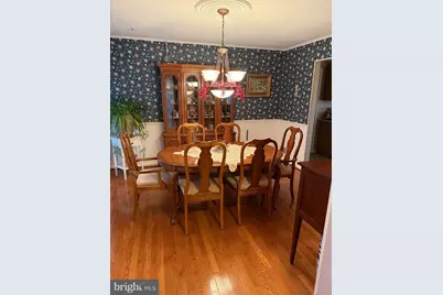 11808 Oakwood Drive, Woodbridge, VA 22192 - Photo 9