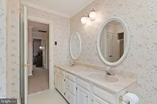4560 Lynn Forest Dr, Gainesville, VA 20155 - Photo 53