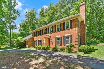 4560 Lynn Forest Drive, Gainesville, VA 20155 - Photo 3