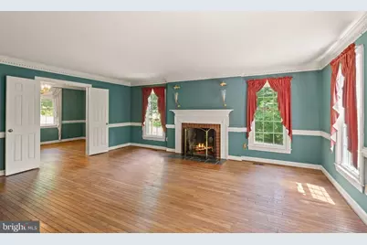 4560 Lynn Forest Drive, Gainesville, VA 20155 - Photo 19