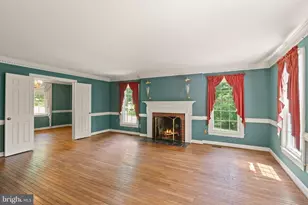 4560 Lynn Forest Dr, Gainesville, VA 20155 - Photo 19