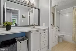 15923 Fairway Dr, Dumfries, VA 22025 - Photo 19